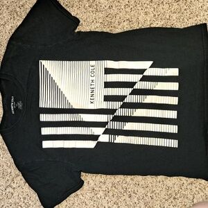 Black,  men's size S Kenneth Cole t-shirt